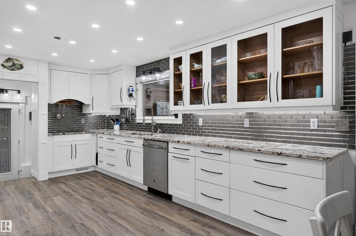 Property Photo: 52313 Rge Road 232 386 AB T8B 1B7
