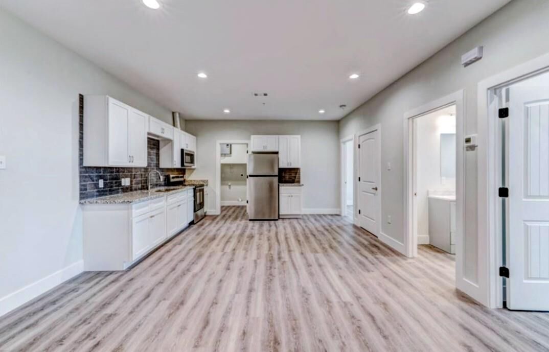 Property Photo:  2906 Berry Road 6  TX 77093 