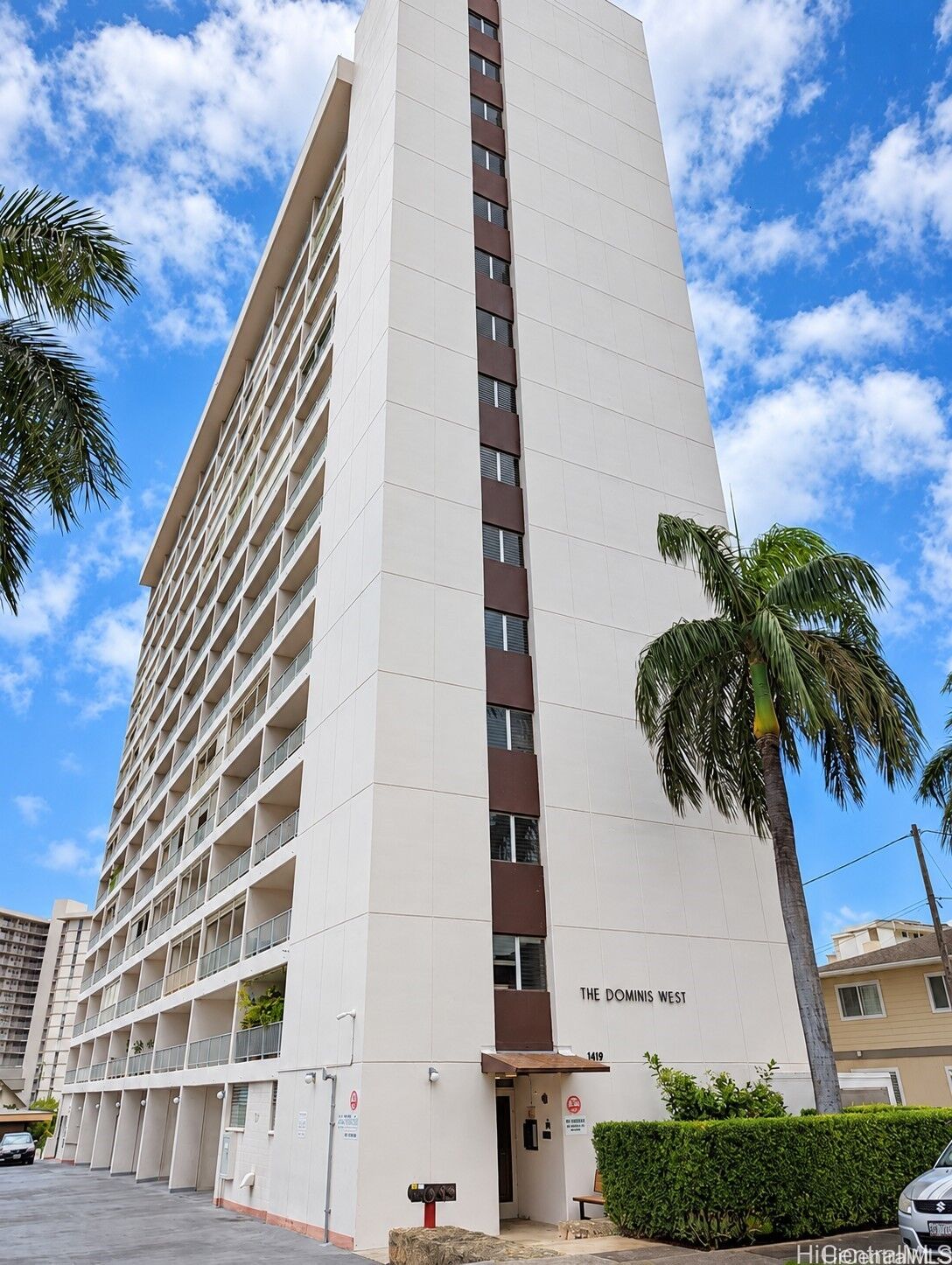 Property Photo:  1419 Dominis Street 401  HI 96822 