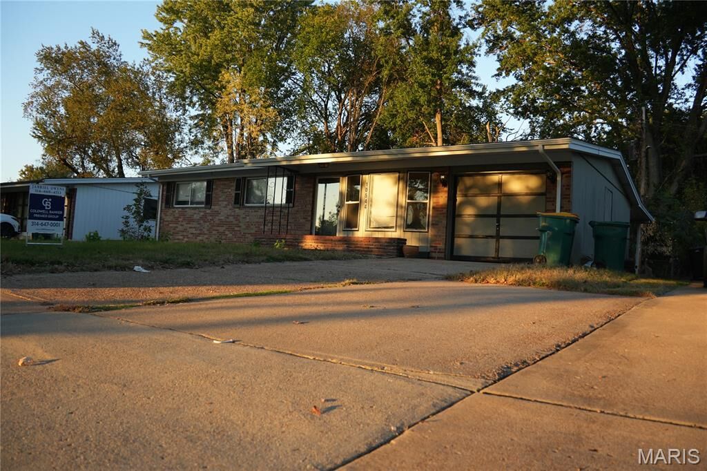 Property Photo:  10544 Monarch Drive  MO 63136 