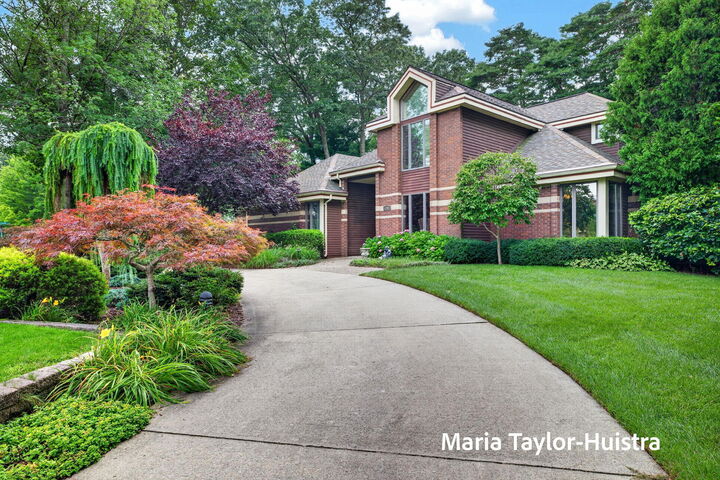 Property Photo: 15926 Orchard Point Drive MI 49456