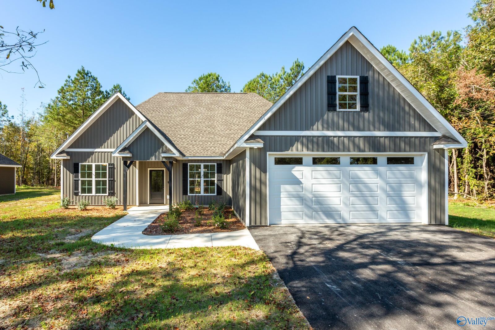Property Photo: 2904 Sibert Street S AL 35903