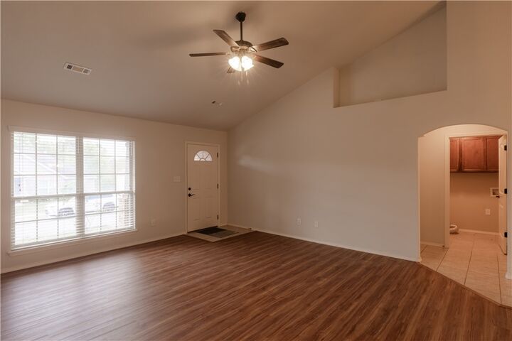Property Photo: 1017 Glass Street AR 72718