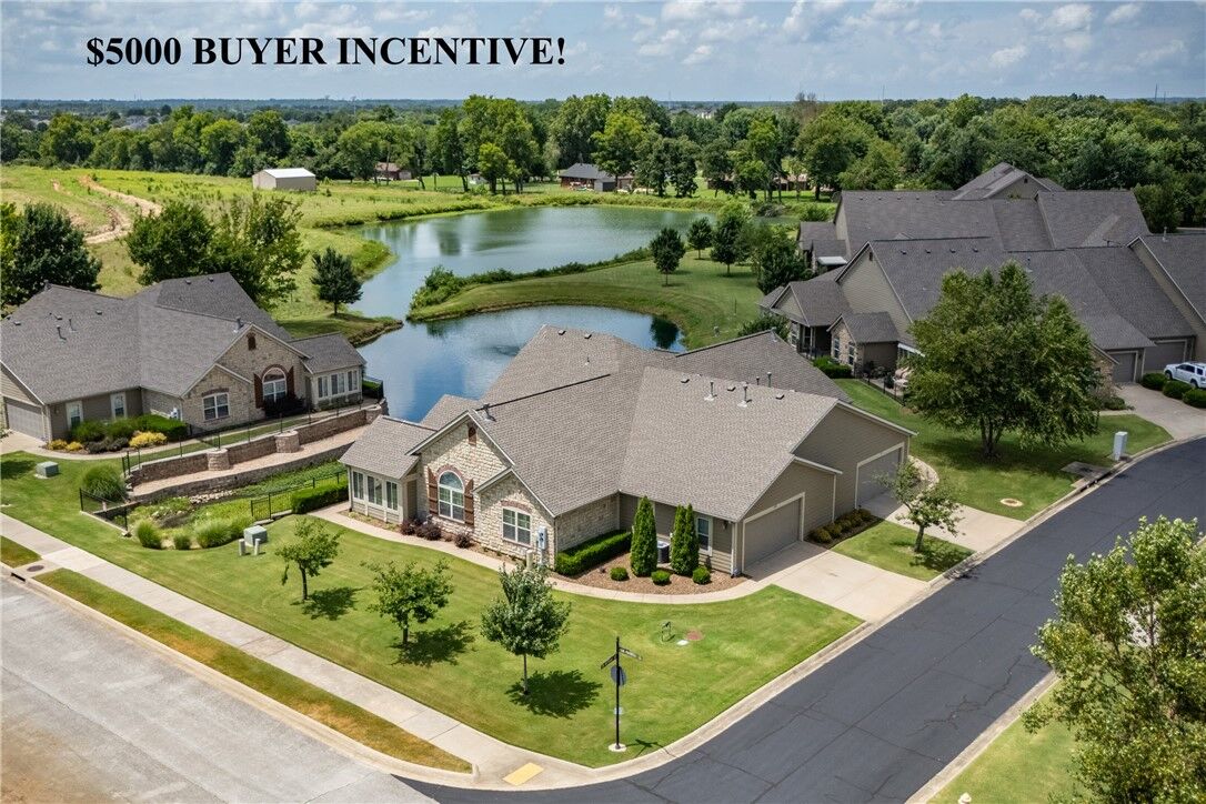Property Photo: 1306 SW Naphtali Boulevard AR 72713