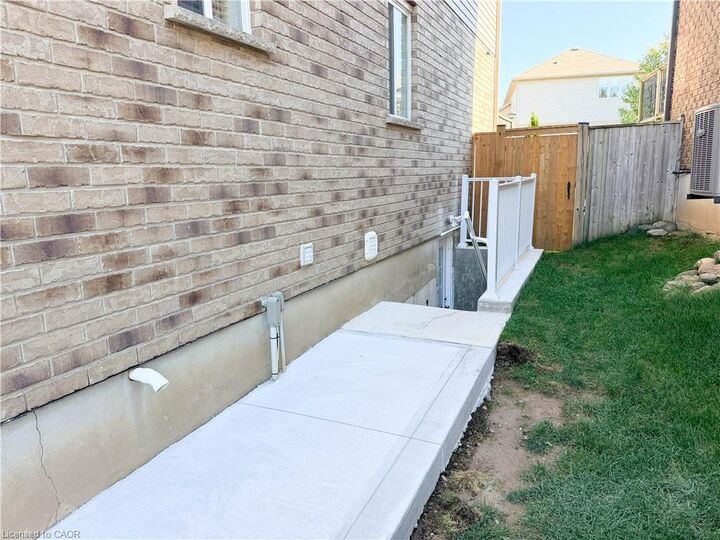 Property Photo:  304 Westpark Crescent  ON N2T 0A4 