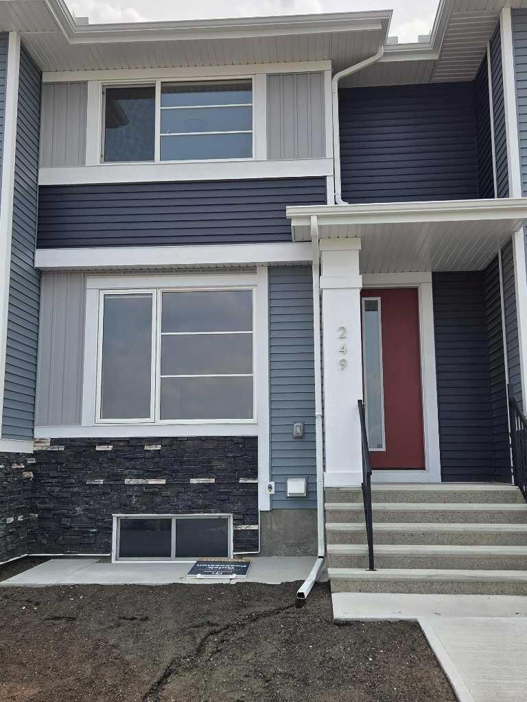 Property Photo:  1134 Cobblestone Boulevard SW  AB T4B 0R7 