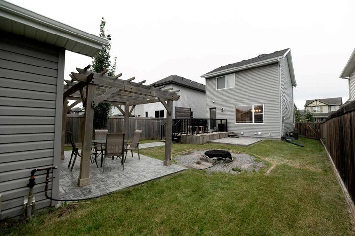 Property Photo:  3613 12 Street NW  AB T6T 0G1 