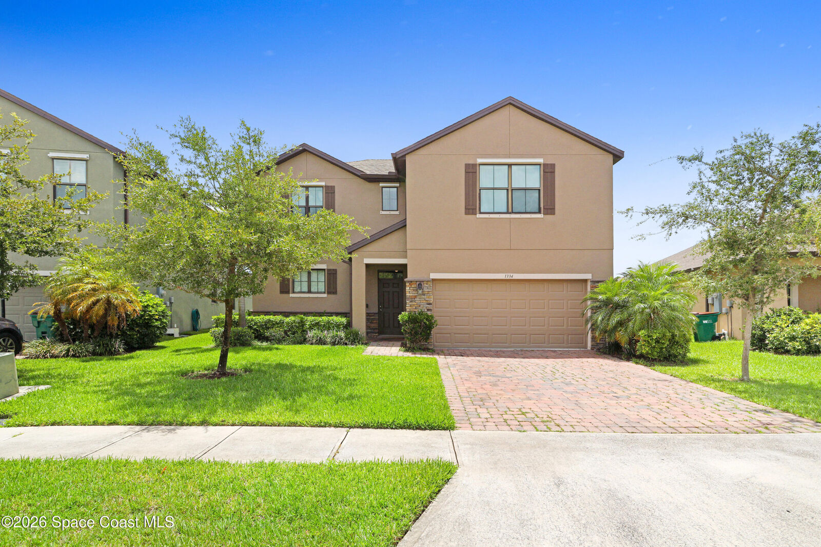 Property Photo:  1334 Musgrass Circle  FL 32904 