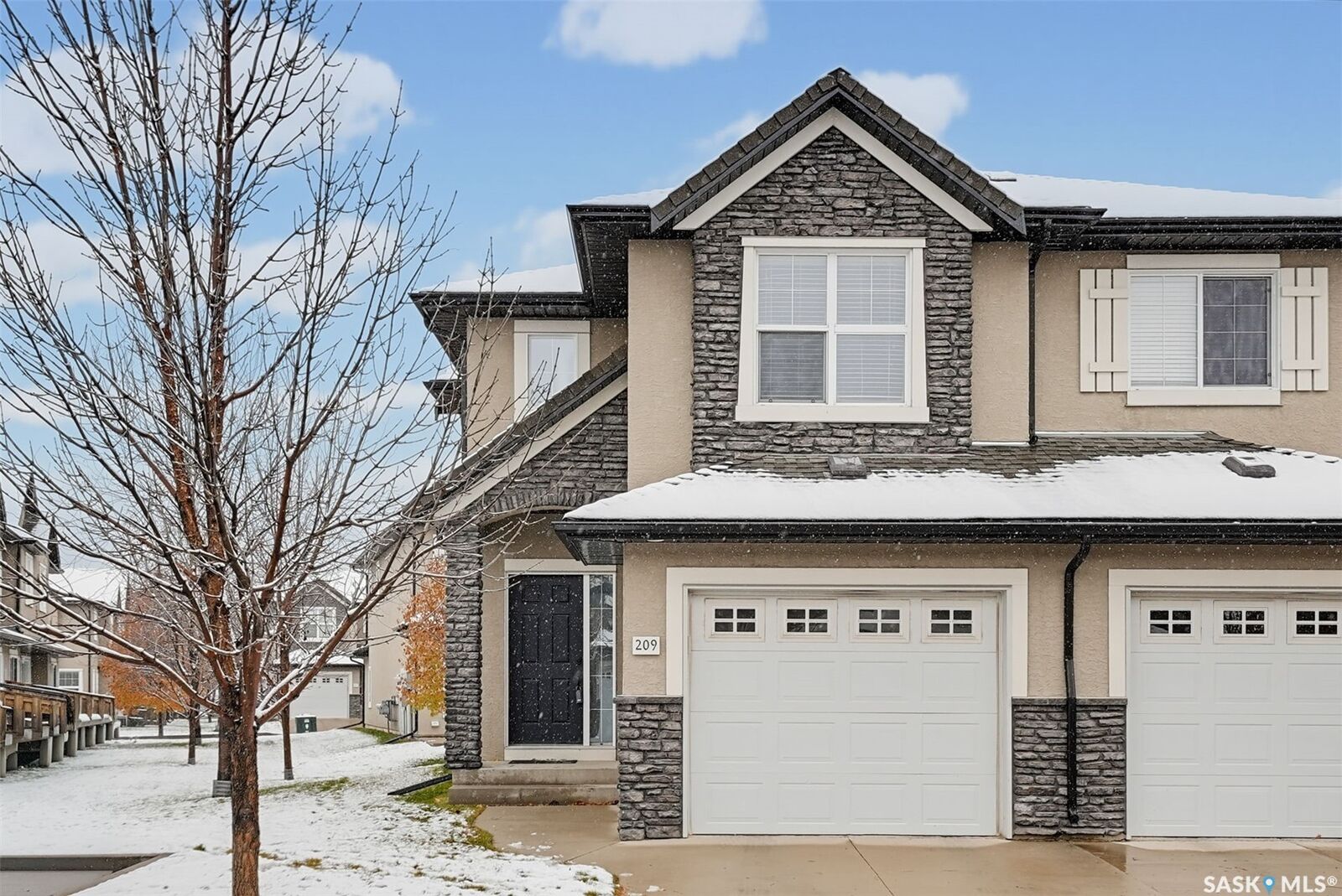 Property Photo:  410 Hunter Road 209  SK S7T 1C9 