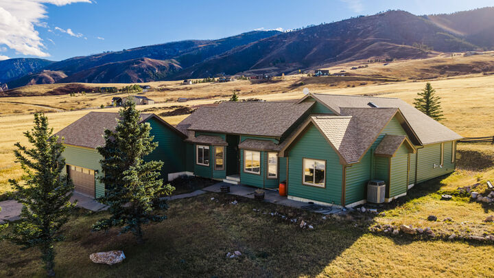 Property Photo:  8 Lower Hideaway Lane  WY 82833 
