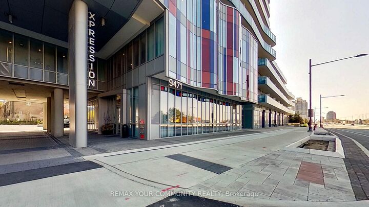 Property Photo:  9471 Yonge Street 1218  ON L4C 1V4 