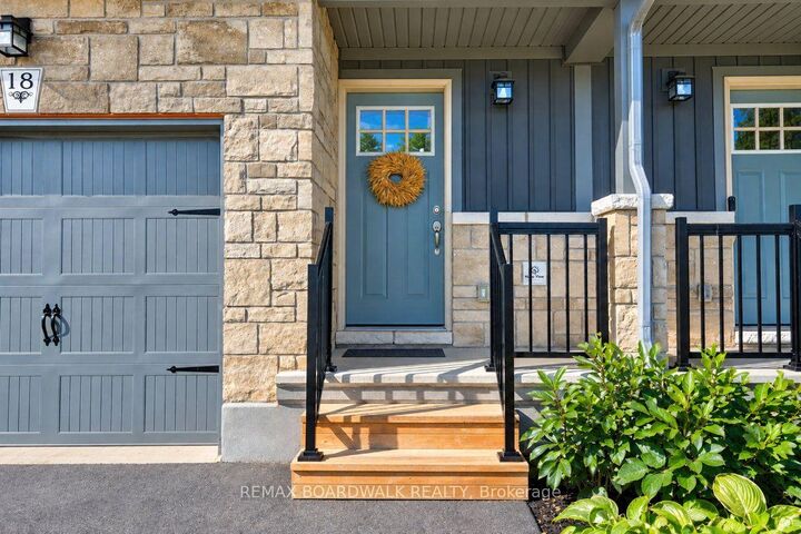 Property Photo:  18 Staples Boulevard  ON K7A 0B6 