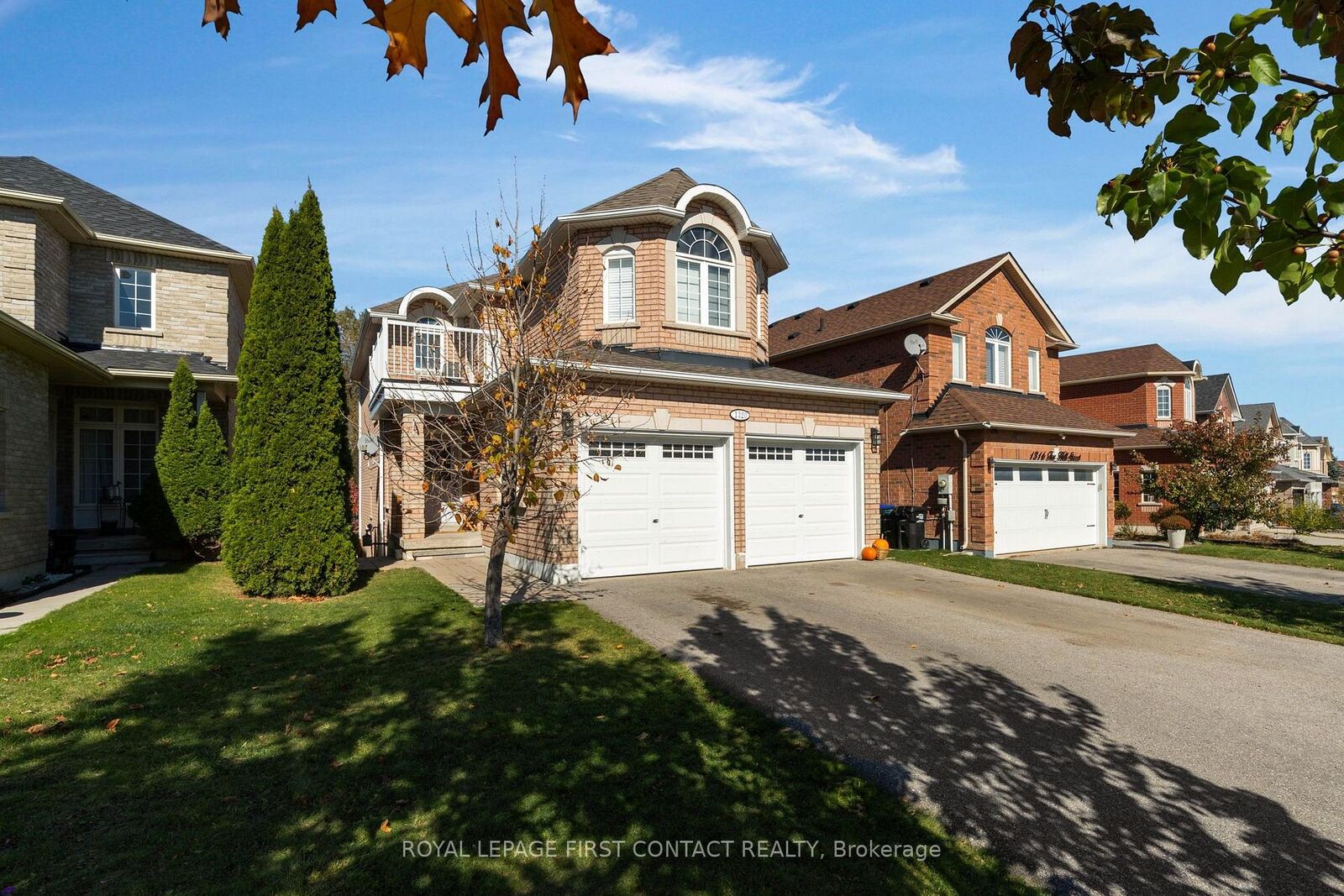 Property Photo: 1320 Fox Hill Street ON L9S 4Y6