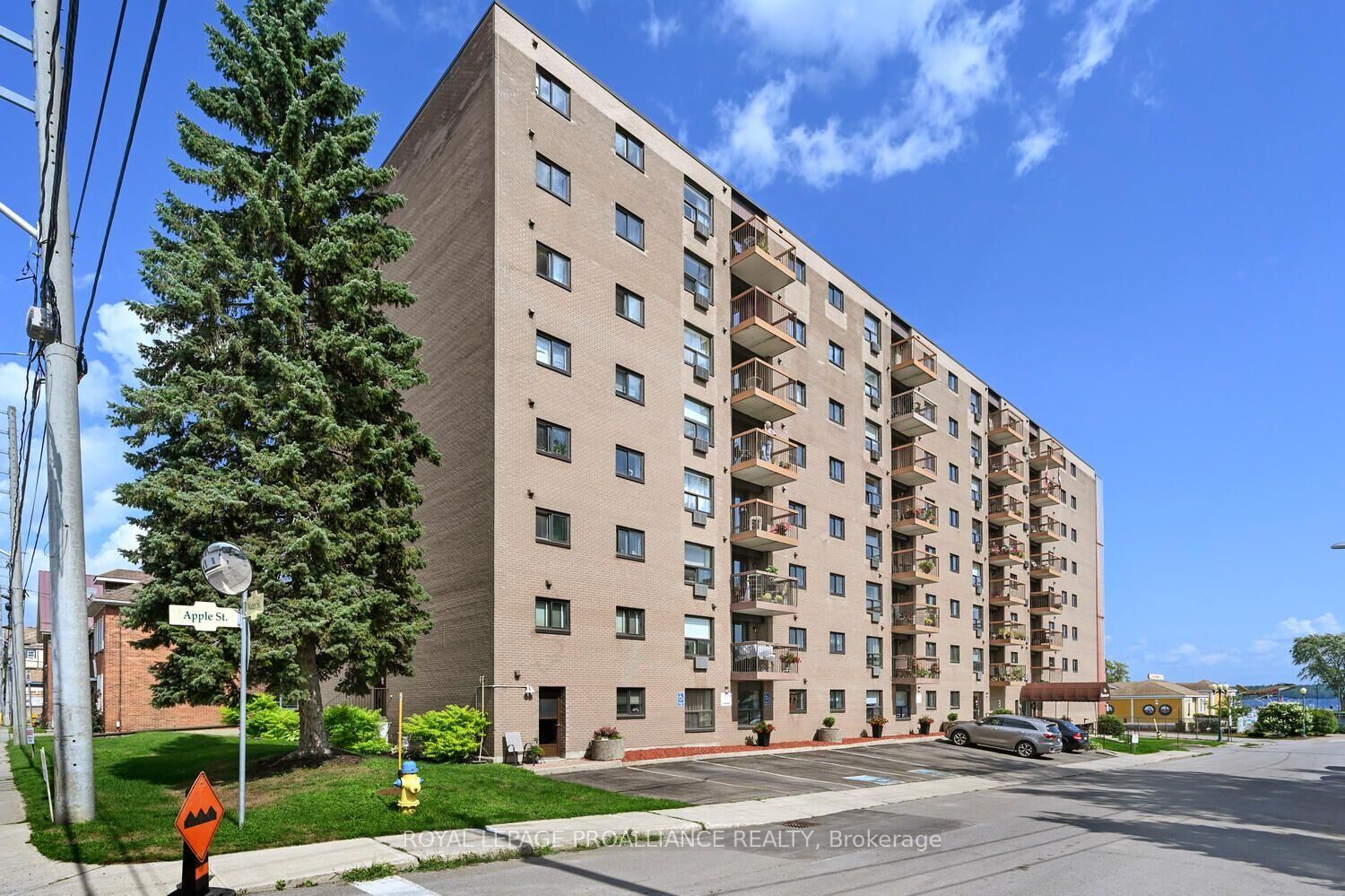 Property Photo:  3 Apple Street 701  ON K6V 4X5 