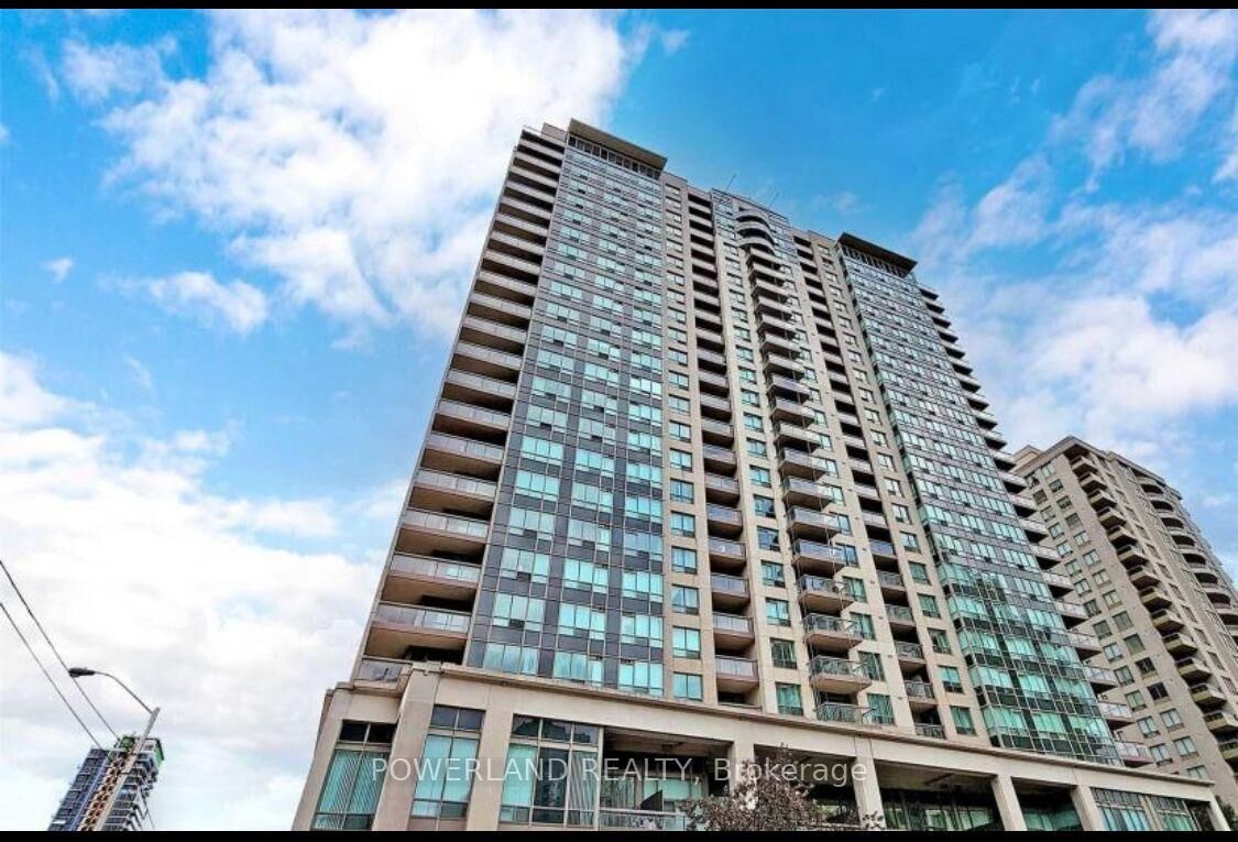 Property Photo: 18 Parkview Avenue 1007 ON M2N 7H7
