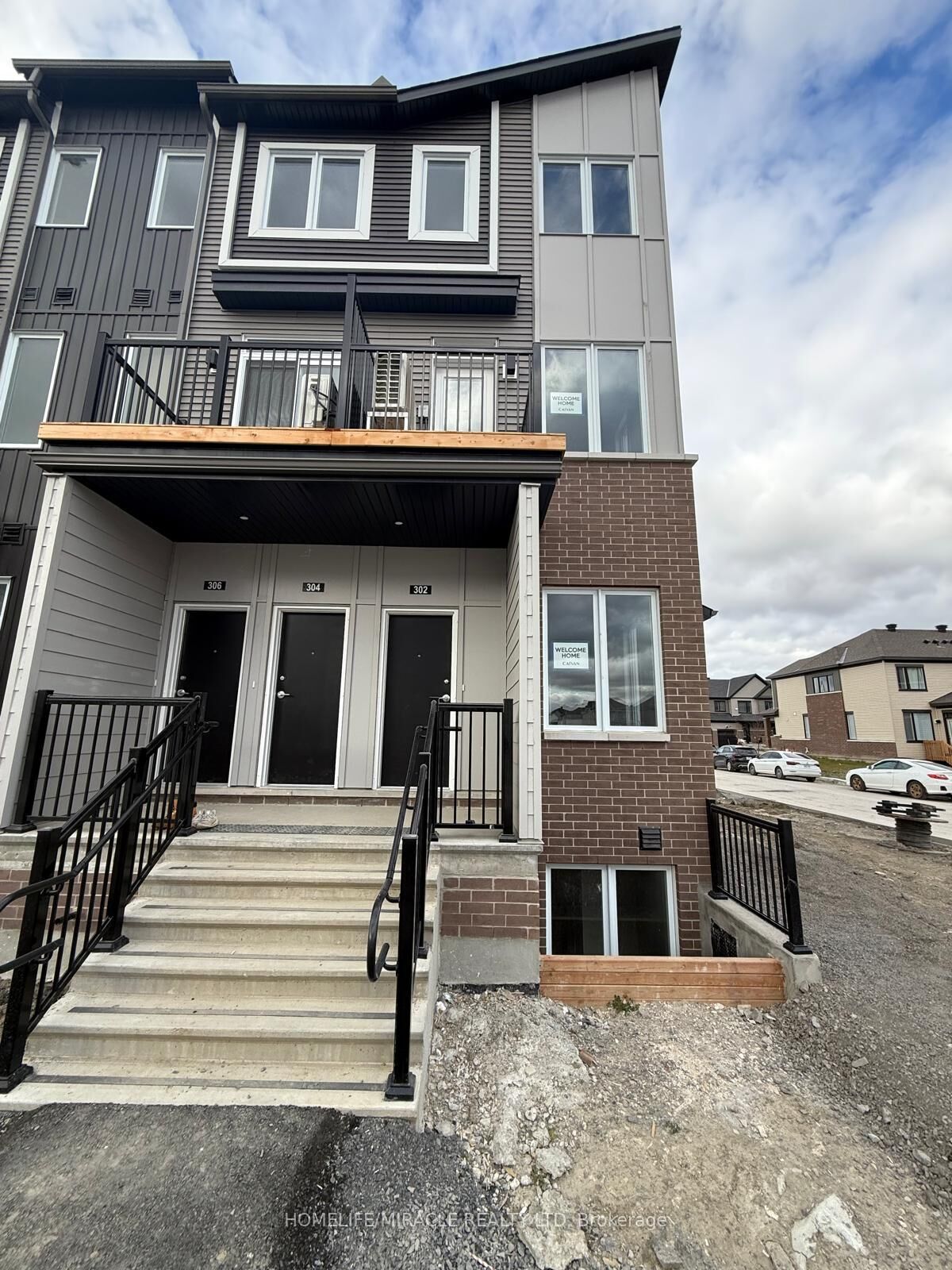 Property Photo:  302 Stargrass Private  ON K2J 6R8 