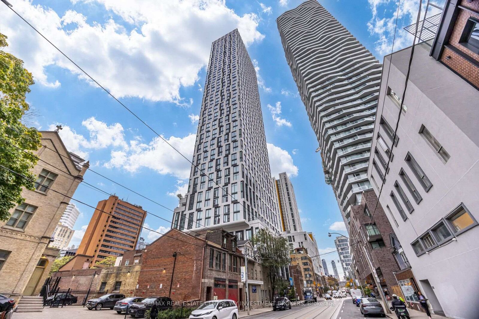 Property Photo:  252 Church Street 709  ON M5B 0E6 
