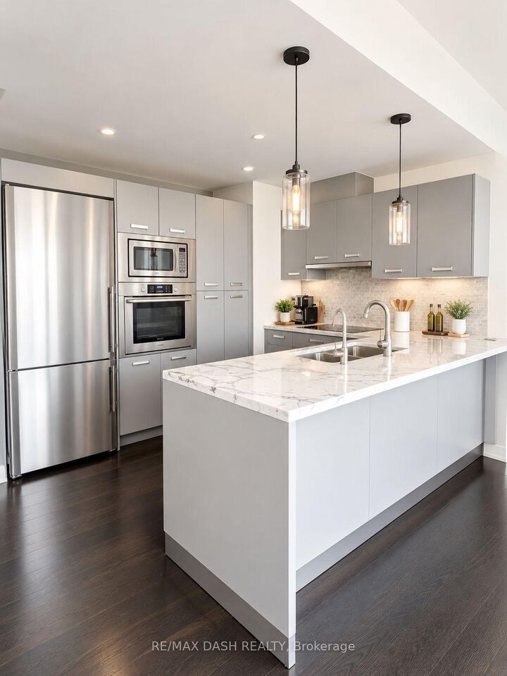 Photo de la propriété:  90 Park Lawn Road 2811  ON M8Y 0B6 