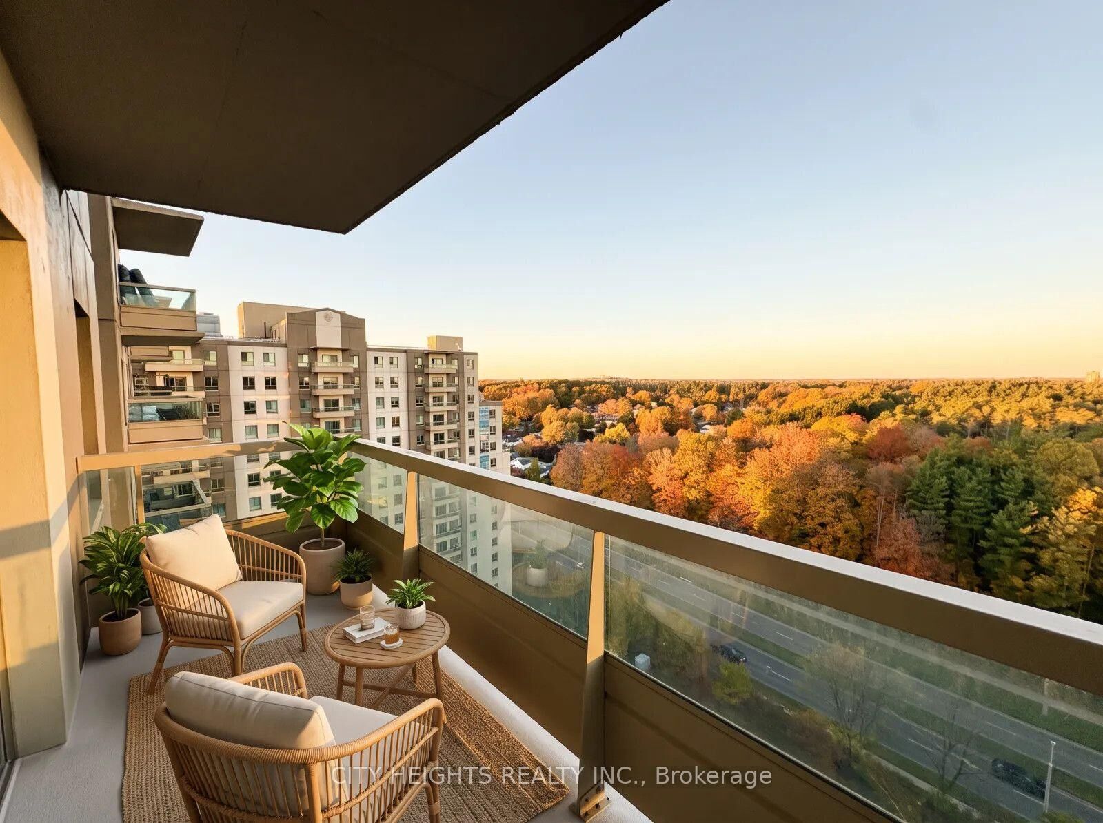 Property Photo:  200 Old Carriage Drive 1202  ON N2P 1Z7 