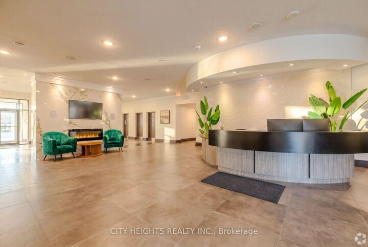 Property Photo:  200 Old Carriage Drive 1101  ON N2P 1Z7 