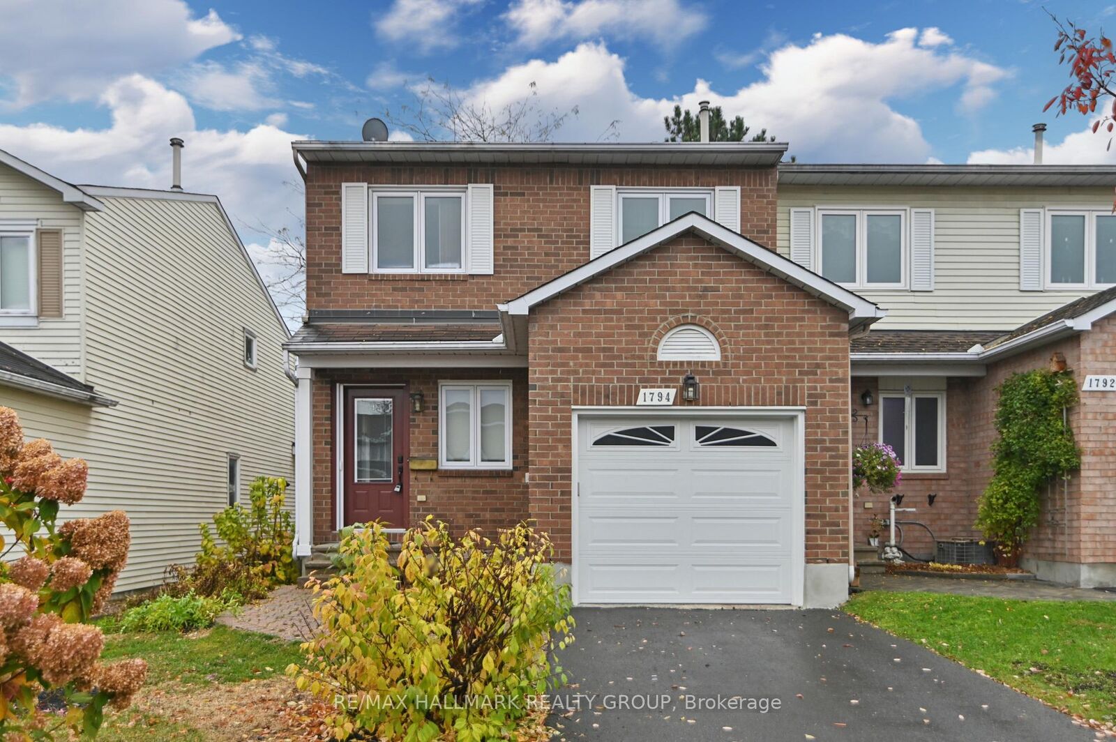 Property Photo:  1794 Turnberry Road 20  ON K1E 3V1 