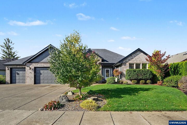 Property Photo: 6227 Hogan Dr N OR 97303