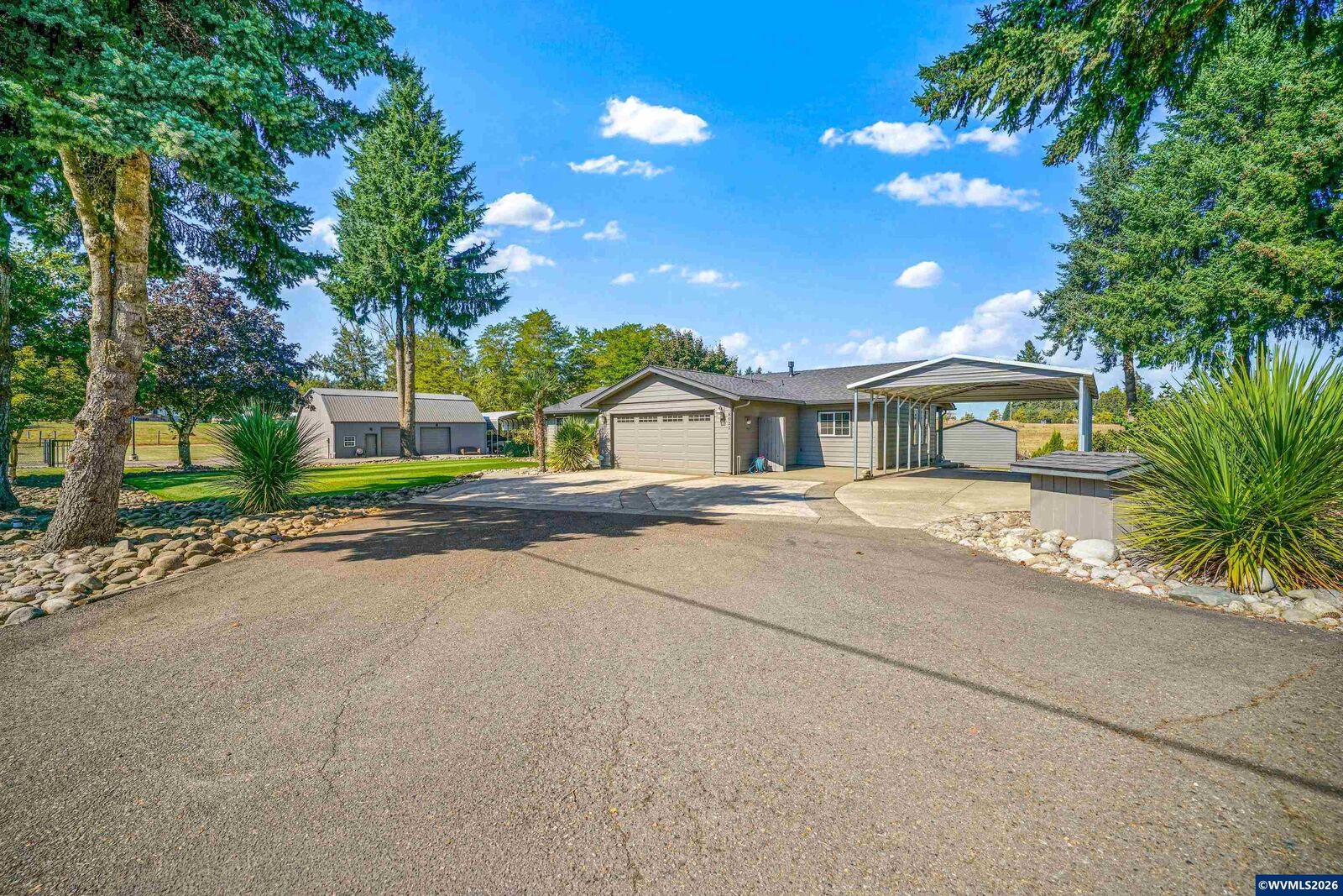 Property Photo:  8021 Macleay Rd SE  OR 97317 