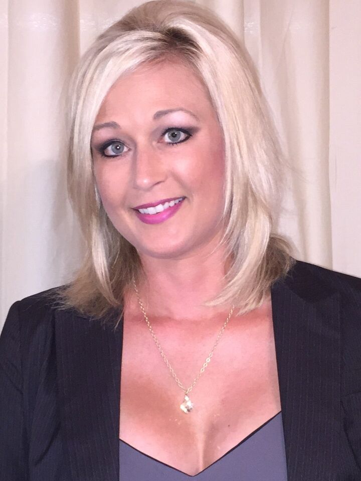Julie Lott, Real Estate Salesperson in Lucedale, Property Pros
