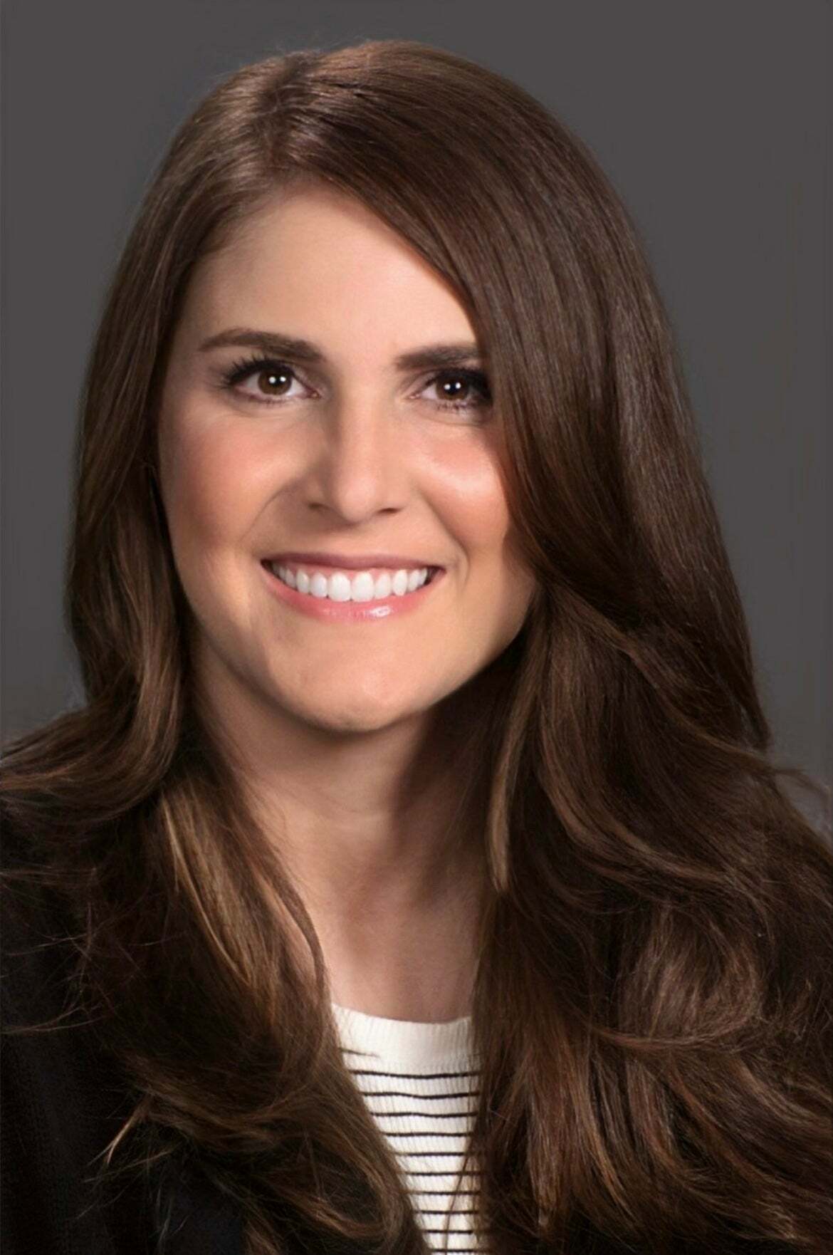 Stephanie Mitchell, Real Estate Broker in Fishers, Scheetz