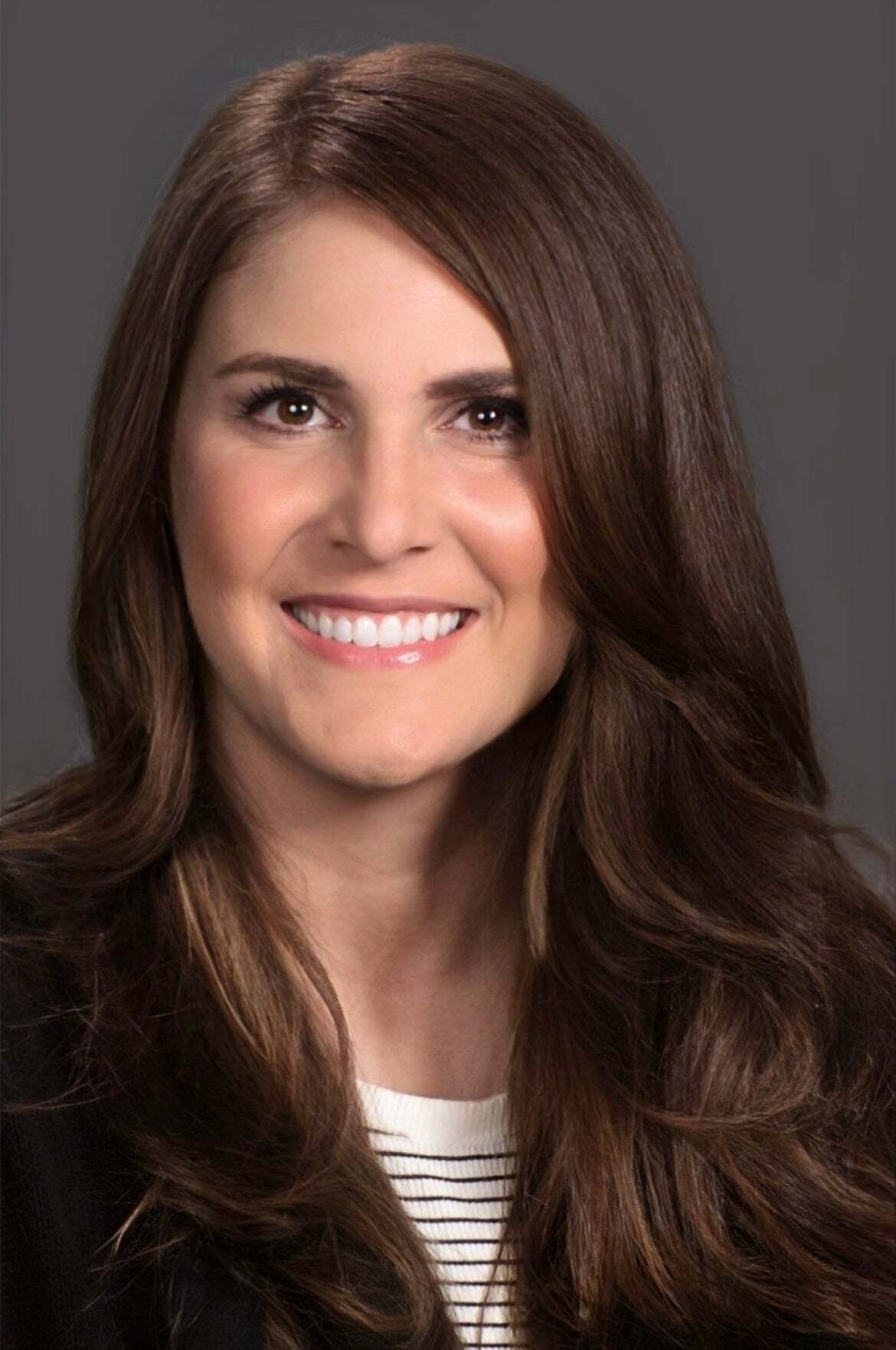 Stephanie Mitchell, Real Estate Broker in Fishers, Scheetz