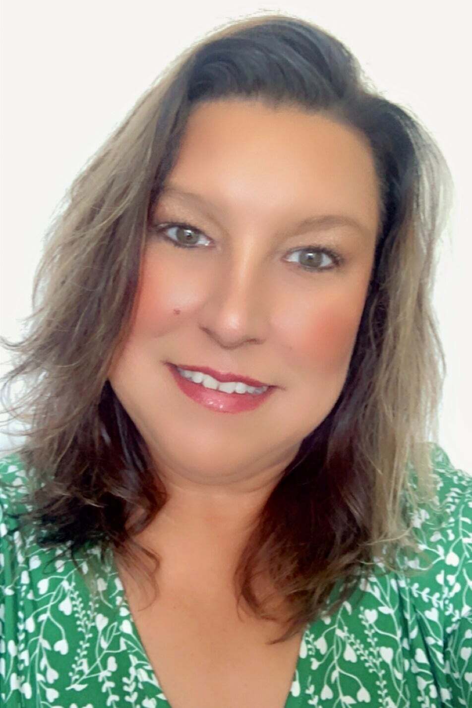 Lisa Land, Real Estate Salesperson in Thomson, Watson & Knox Real Estate