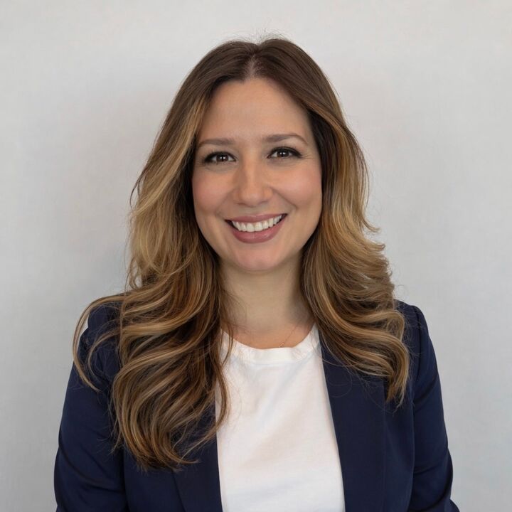 Andrea Medrano, Real Estate Salesperson in Pembroke Pines, Global Connections Realty