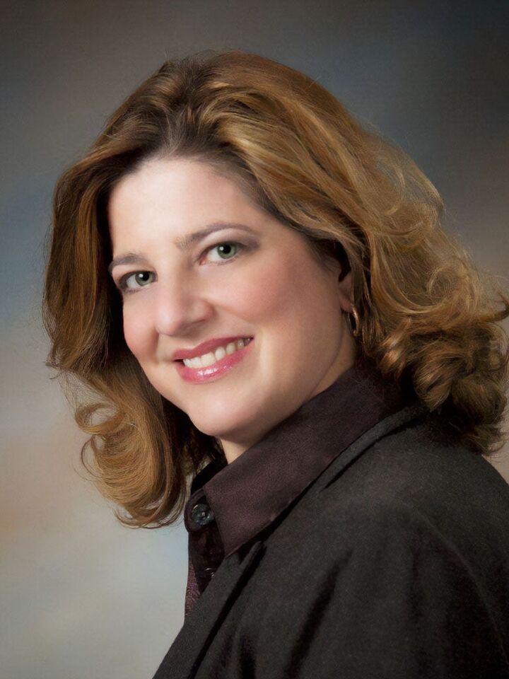 Desiree Thomas, Real Estate Salesperson in Hillsdale, Affiliated