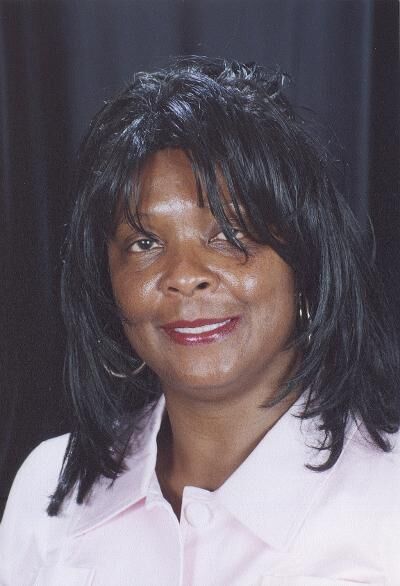 Linda Laffittee, Real Estate Salesperson in Chino Hills, The Heritage Group