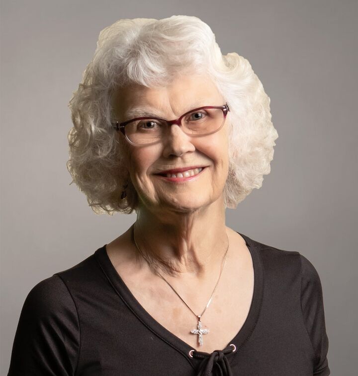 Ruth Wilson, Real Estate Broker in Brookings, Agate Realty