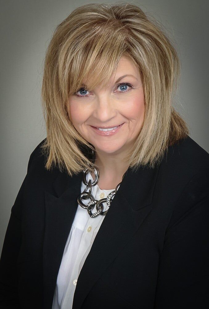 Mary Anne Russo,  in Clinton Township, Professionals