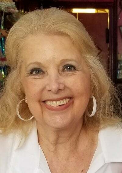 Elaine Kerns, Real Estate Salesperson in North Port, Sunstar Realty