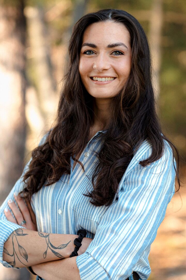 McKenzie Long, Real Estate Salesperson in Camp Hill, Realty Services