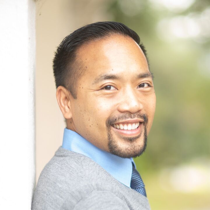 Daniel Romero, Real Estate Salesperson in Glendale, Hallmark Realty