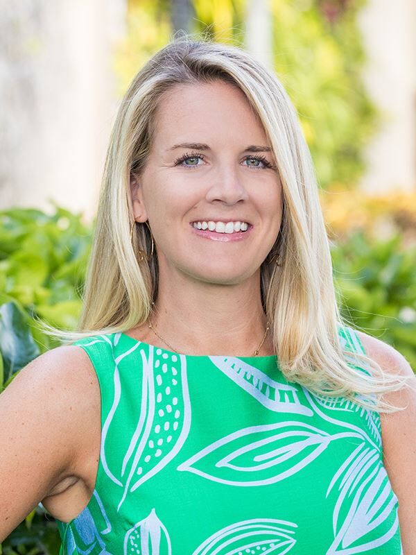 Christa Kearns, Real Estate Salesperson in Haleiwa, Pacific Properties