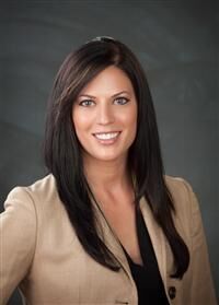 Anna Hubbard, Real Estate Salesperson in Chehalis, Lund, Realtors