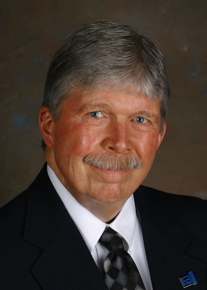 Timothy White, Real Estate Salesperson in Battle Creek, Morehart Realty