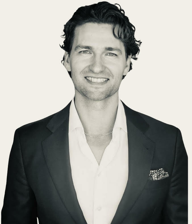 Michael Riehl, Sales Representative in Vancouver, CENTURY 21 Canada