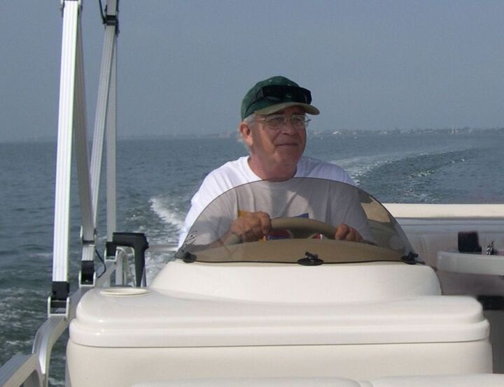 Wiley Elliott, Real Estate Salesperson in Indialantic, Circle