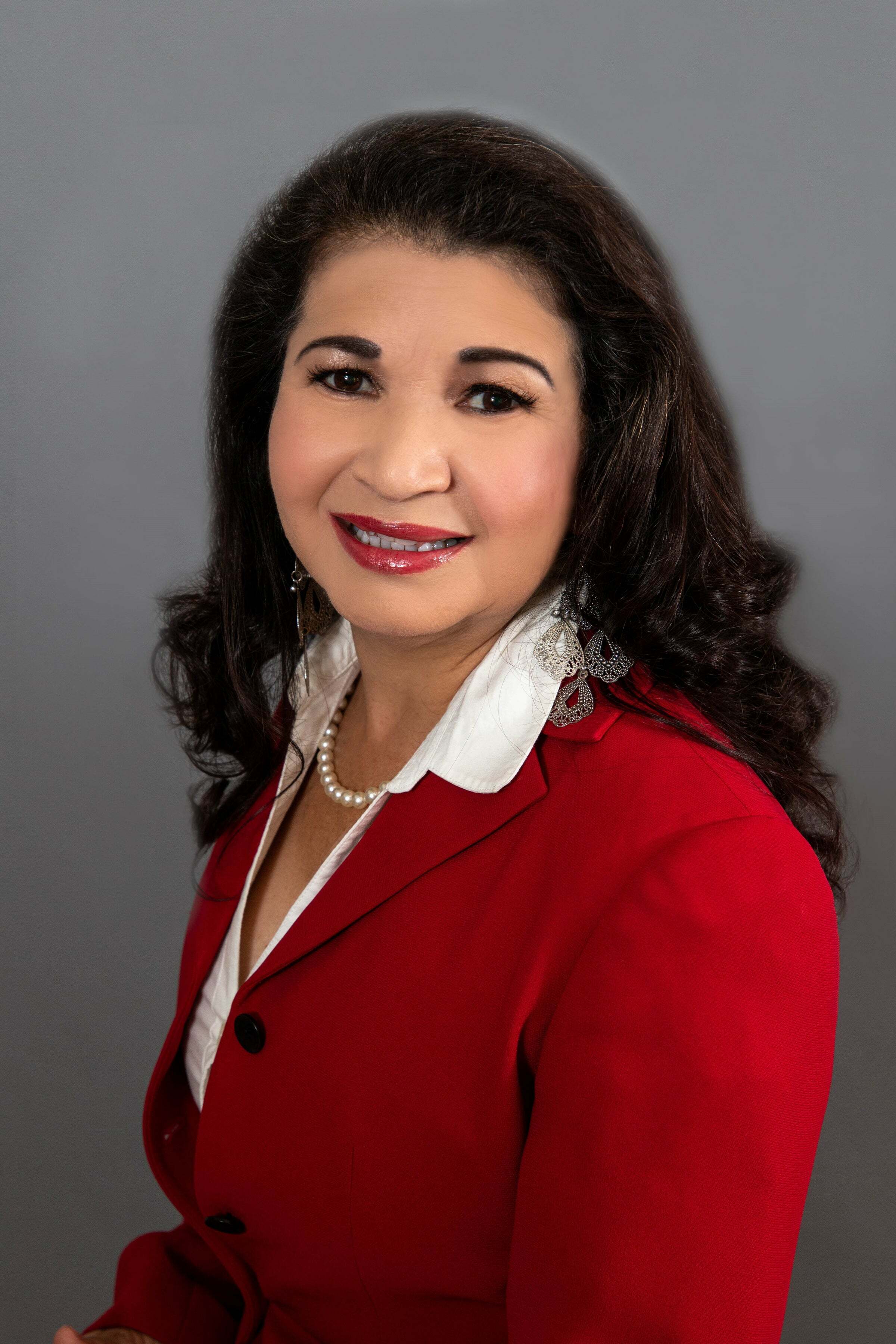 Linda Griego, Real Estate Salesperson in Yucca Valley, Roadrunner Realty