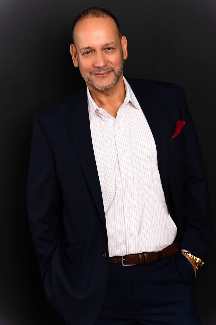 Luis Tejada, Real Estate Broker in Chelsea, North East