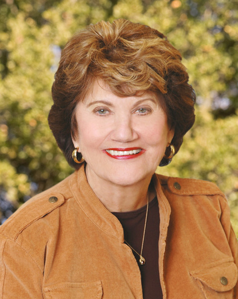 Dolores Shaw, Realtor in Los Altos, Sereno