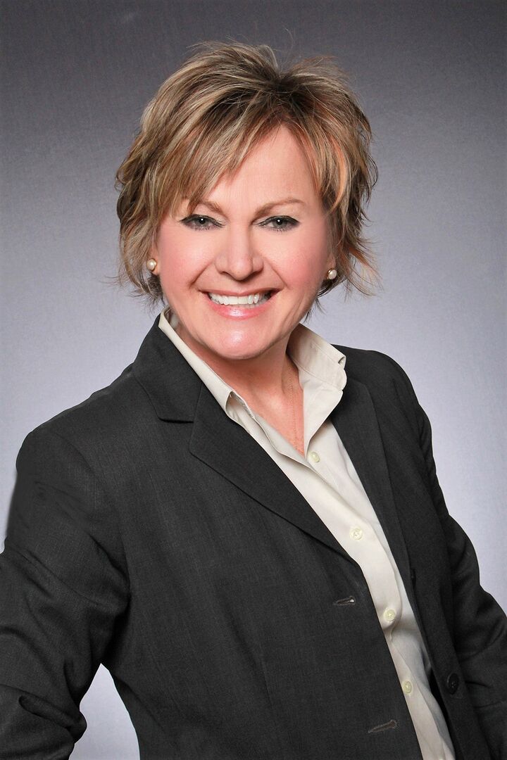 Linda Coyle,  in Mechanicsville, ERA Woody Hogg & Assoc.