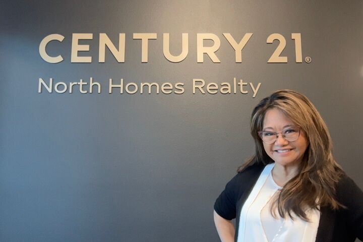 Sherry Scronce, Real Estate Broker in Burlington, North Homes Realty