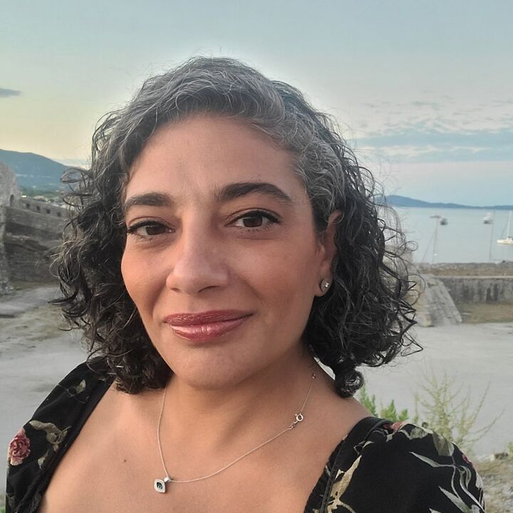 Anna Psora, Real Estate Salesperson in Newtown, Hearthside